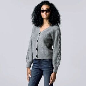 Simply Vera Vera Wang button down cardigan!
